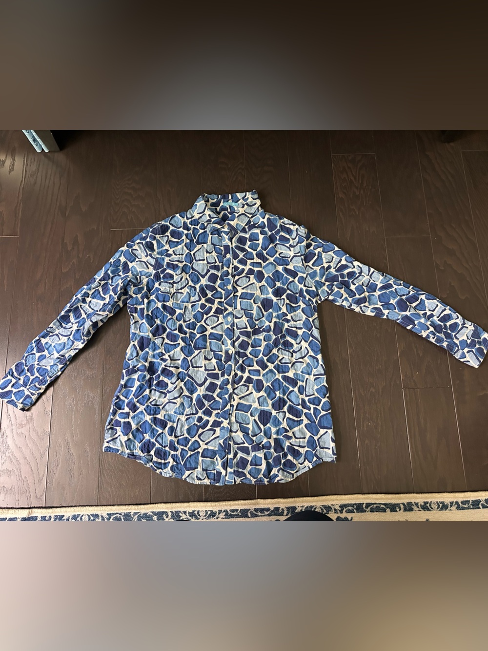 J.McLaughlin long sleeve button up, Large